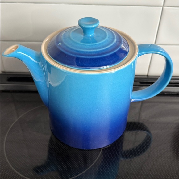 NWT Le Creuset 1.3 L Grand Teapot Azure Blue - Picture 4 of 6